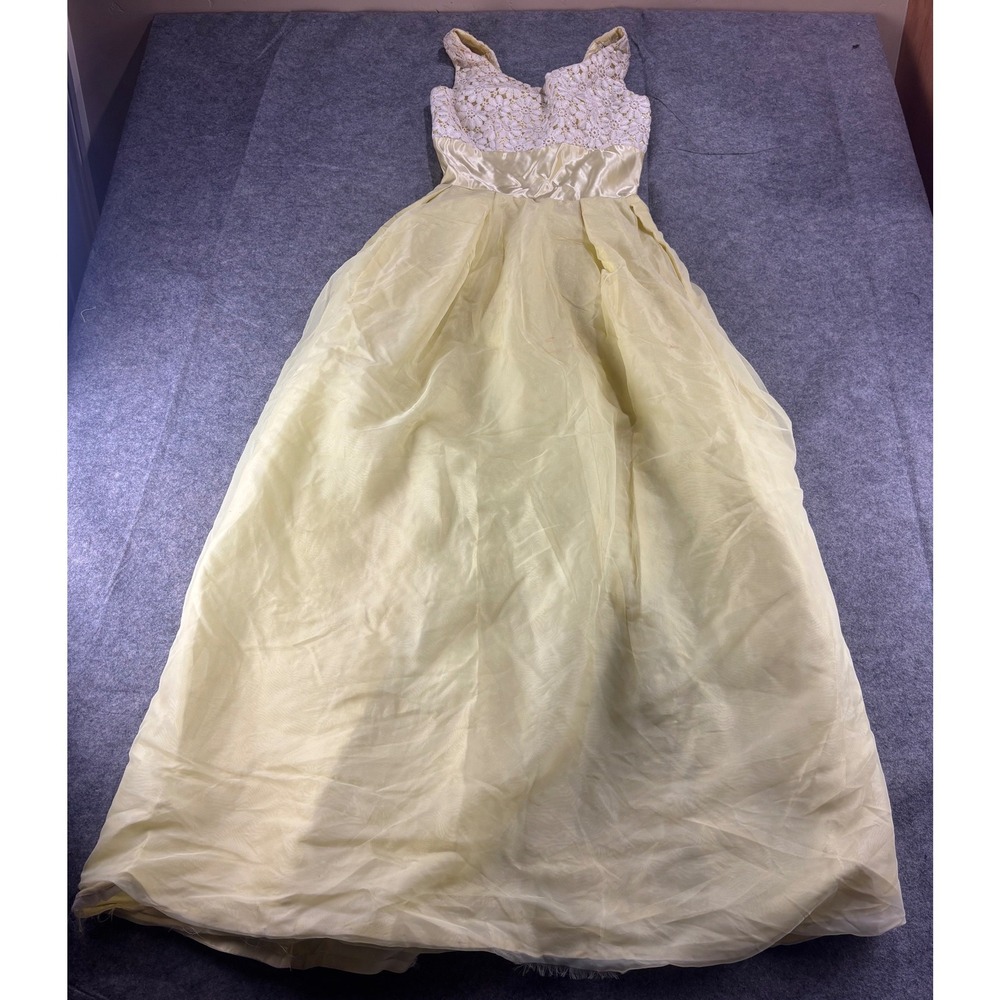 Vintage Pastel Yellow Lace Bodice Satin Waist Formal Gown Maxi Dress Size 3